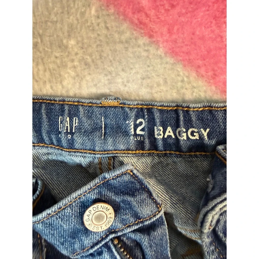 GAP Kids Baggy Jeans Medium Wash Distressed Wide Leg Denim Size 12 Plus